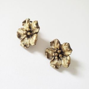 Vintage Clip On Earrings